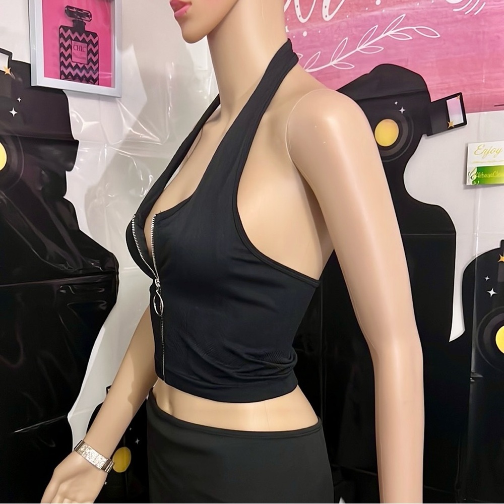 Bella Movement Black Halter Top - Picture 3 of 11